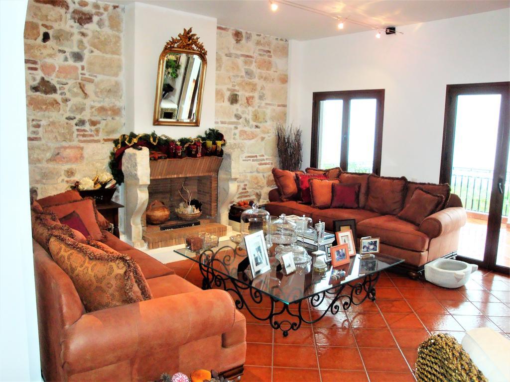 Waterfront Mediterranean Villa Skroponeria Exteriör bild